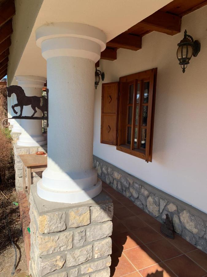 Zador Vendeghaz Apartment Pecsely Exterior photo